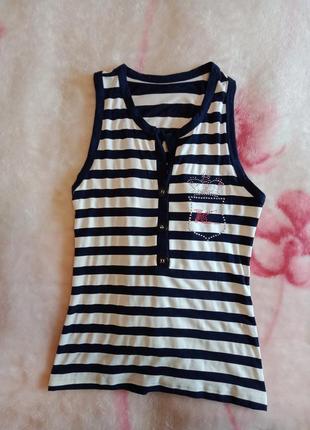 Темно-синяя полосатая майка со шнуровкой