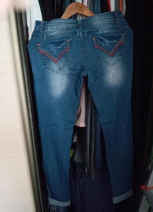 Джинсы ,рваные джинсы ,джинсы с рваностями3 фото