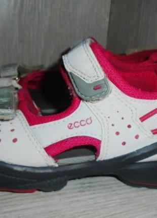 Классные босоножки ecco biom