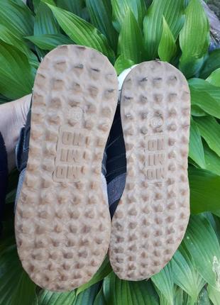 Дитячі шкіряні кросівки\можна як футбольна взуття\momino італія\р. 29-306 фото