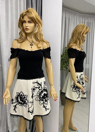 Красивая юбка couture высокая посадка