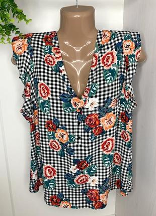 Блуза з квітковим принтом