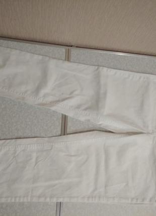 Білі оригінальні брючки 38 розмір