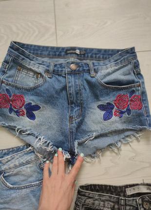 Фирменные шорты boohoo