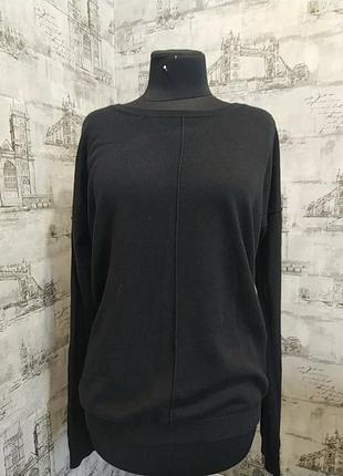 Черные тоненький свитерок