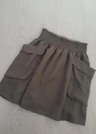 Стильная летняя юбка с накладными карманами1 фото