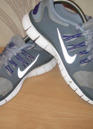 Продам кроссовки для бега ,спорта , фитнеса фирмы nike 38.5 размера2 фото