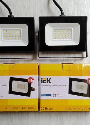 Светильники прожекторы iek -led 20 вт ip65 черный.