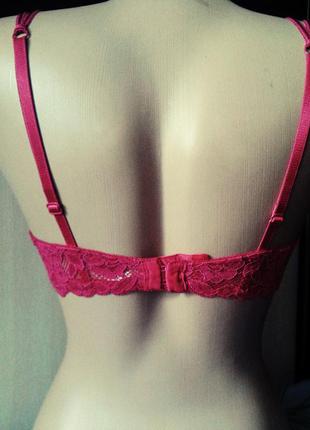 Фирменный яркий красный бюстик лифчик бра бюстгальтер livera 70 с-д