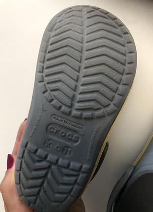 Crocs 4