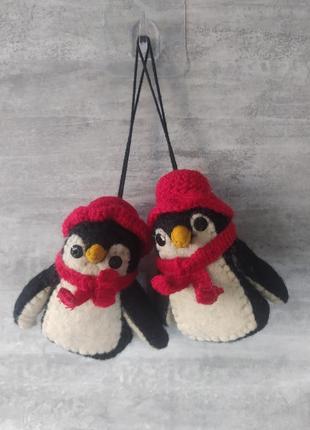 Іграшки пінгвіни