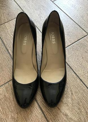 Туфли лодочки лаковая кожа