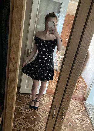 Платье  с опущенными плечами 2