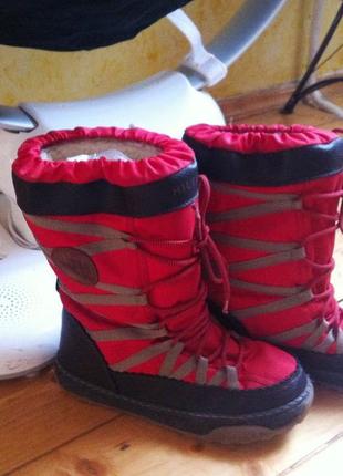 tommy hilfiger moon boots