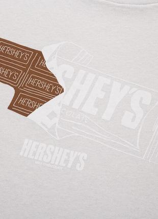 Футболка uniqlo & hershey's1 фото