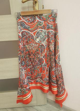 Літня спідниця асиметрія.