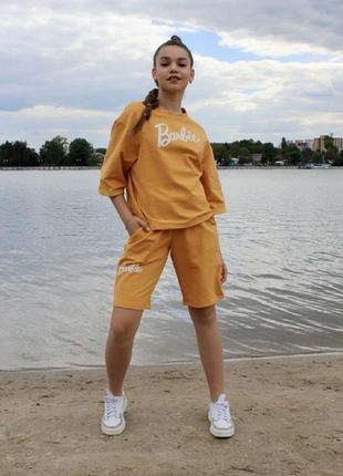 Костюм для дівчинки