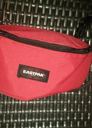 Поясная сумка-бананка eastpak1 фото