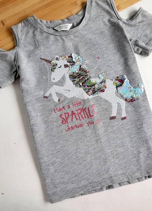 Футболка с пайетками