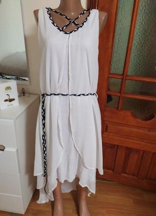 Белое ассиметричное платье new feeling1 фото