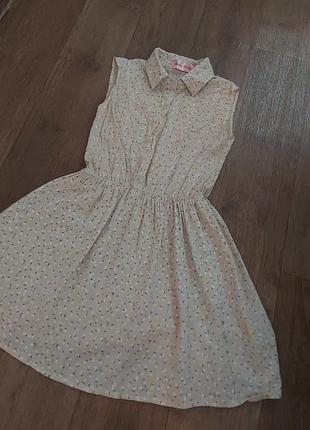 Сарафан в ідеальному стані, дуже легкий та приємний матеріал