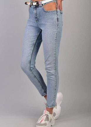 Джинсы мом с вырезами на карманах,турция, см.замеры в описании товара