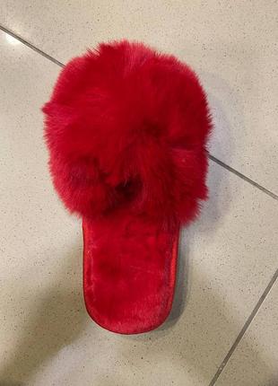 Жіночі тапочки з штучного хутра