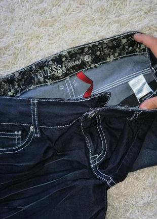 Брендовые легкие женские джинсы скинни guess 28 в прекрасном состоянии3 фото