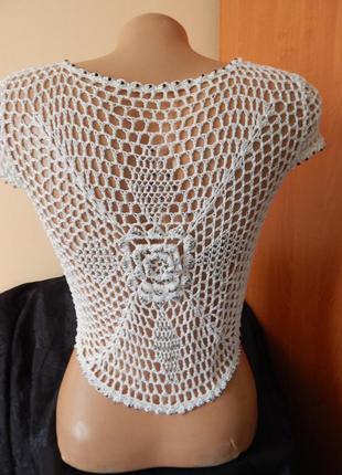 Вязанное крючком балеро с бусинами