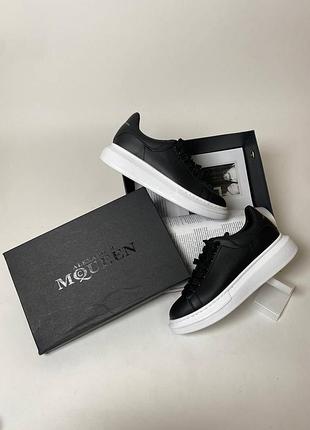 Кросівки чоловічі 2