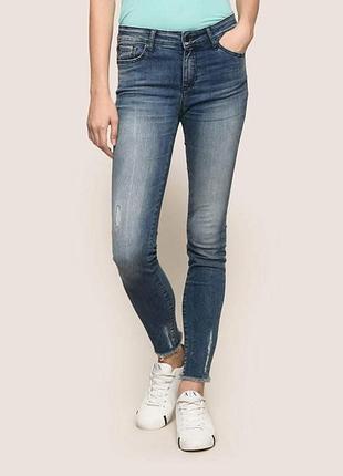 Женские джинсы armani exchange