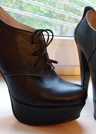 Шкіряні ботільйони