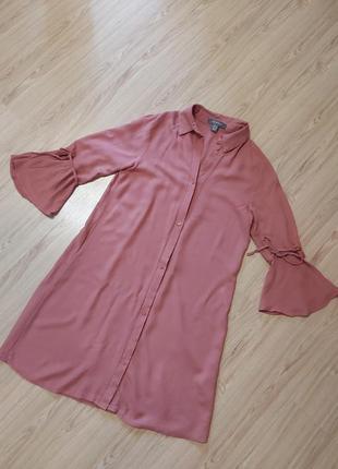 Платье рубашка трапеция с рюшами на рукавах пудрового цвета primark1 фото
