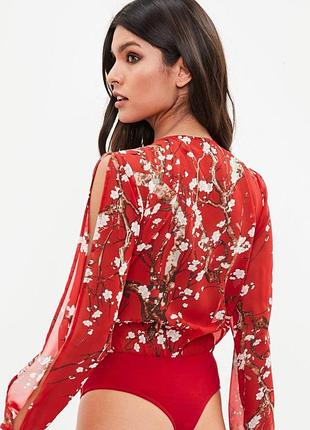Яркое боди от missguided