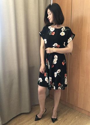 Плаття сукня чорне принт квіти літо вау легке та жіночне