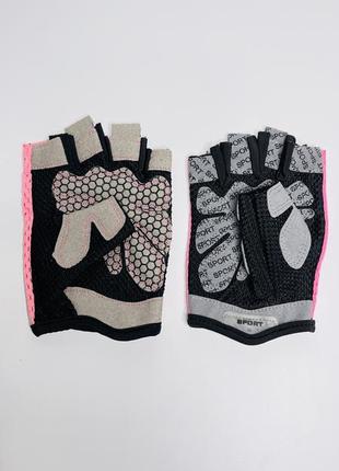 Спортивные женские перчатки3 фото