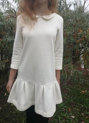 Нежное белое платье на флисе