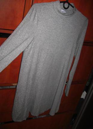 Платье-гольф светло-серое