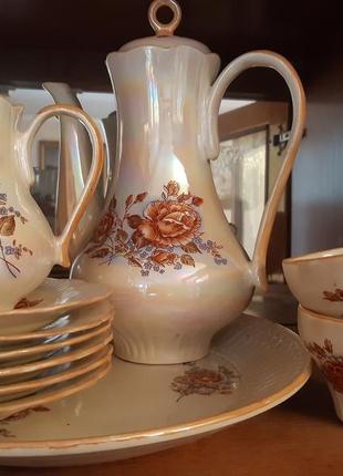 Чайный сервиз и блюдо под торт розы