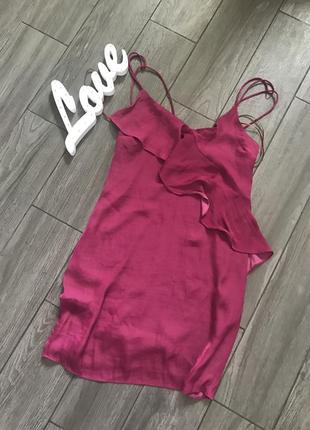 Платье в бельевом стиле