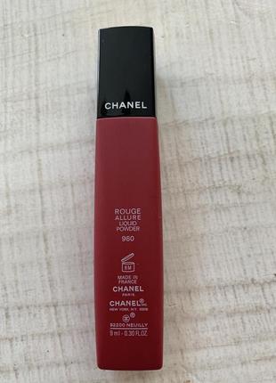 Блеск для губ фирмы chanel цвет -960 rough allure