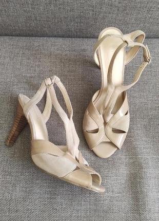 Босоніжки 38 розмір