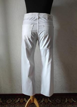 Белые коттоновые прямые брюки pierre cardin3 фото