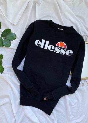 Чорний світшот ellesse жіноча кофта