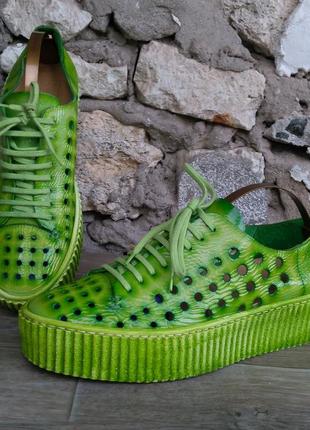 Кросівки pf16 розмір 37 шкіра італія