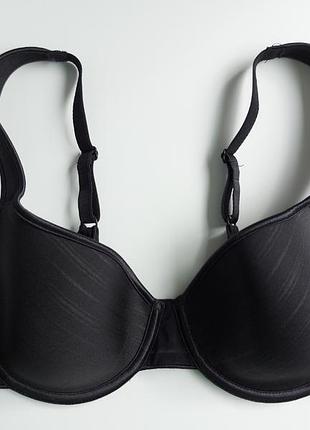 Бюстгальтер с ультра тонкой єластичной чашкой