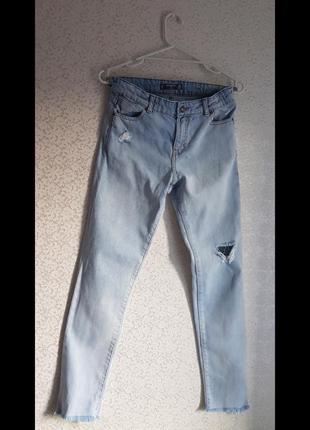 Стильные летние джинсы1 фото