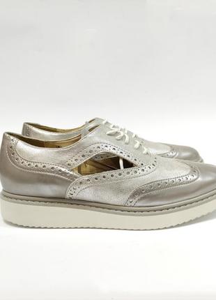 Туфлі сріблясті geox літні шнурівка броги нові1 фото