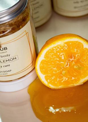 Питательный скраб для тела: «мёд + лимон»6 фото