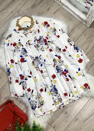 Блуза з квітковим принтом1 фото